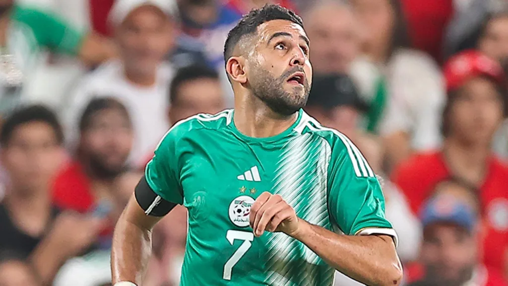 Fin de carrière en Algérie ? L’annonce choc de Riyad Mahrez Fin de carrière en Algérie ? L’annonce choc de Riyad Mahrez