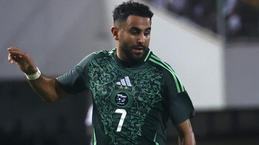 Fin de carrière en Algérie ? L’annonce choc de Riyad Mahrez Fin de carrière en Algérie ? L’annonce choc de Riyad Mahrez