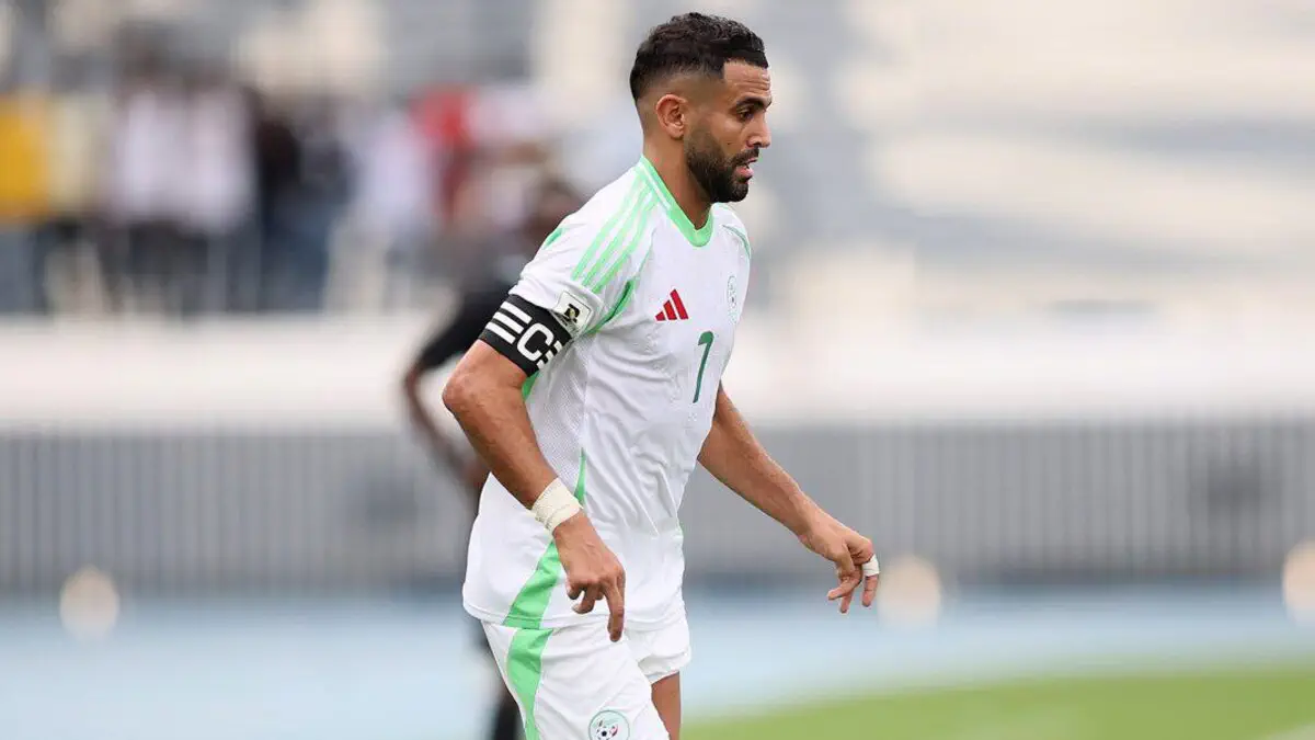 Mahrez forfait pour la CAN 2025 ? Ce que l’on sait Équipe d’Algérie : le nouveau maillot pour la Coupe du Monde 2026 crée la polémique