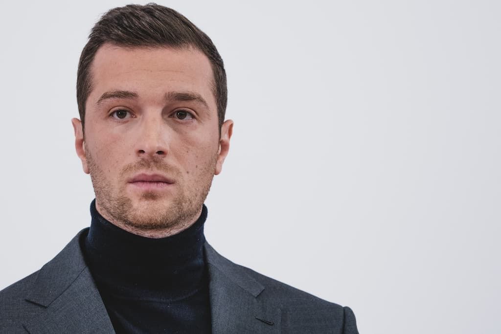 Algérie: les dessous du clash Bardella vs Macron