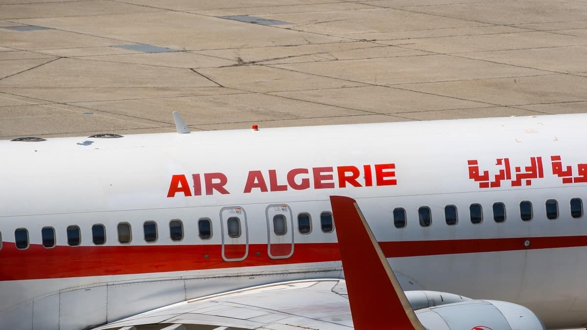 Air Algérie : 6h de galère à Lyon à cause de la neige Air Algérie : 6h de galère à Lyon à cause de la neige