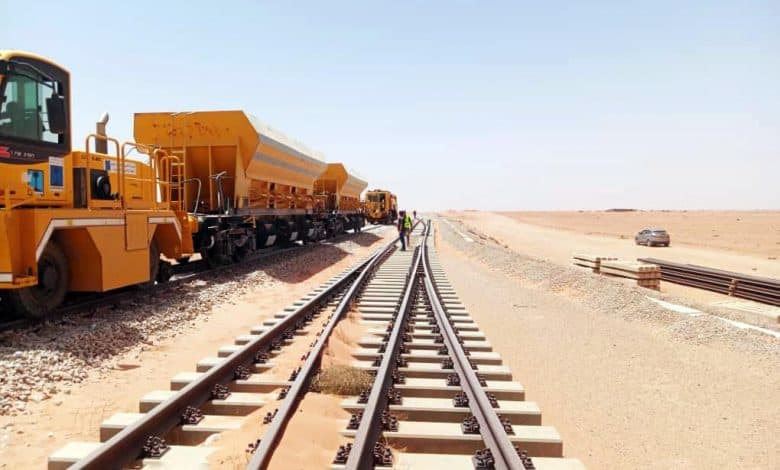 Construction d'une ligne ferroviaire de 950 km en Algérie.