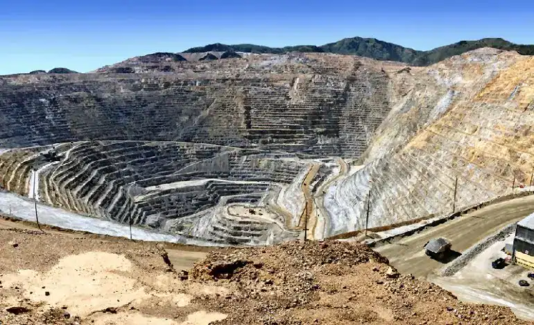 Découverte majeure à Béjaïa : durée et impact d'un projet minier Découverte majeure à Béjaïa : durée et impact d'un projet minier