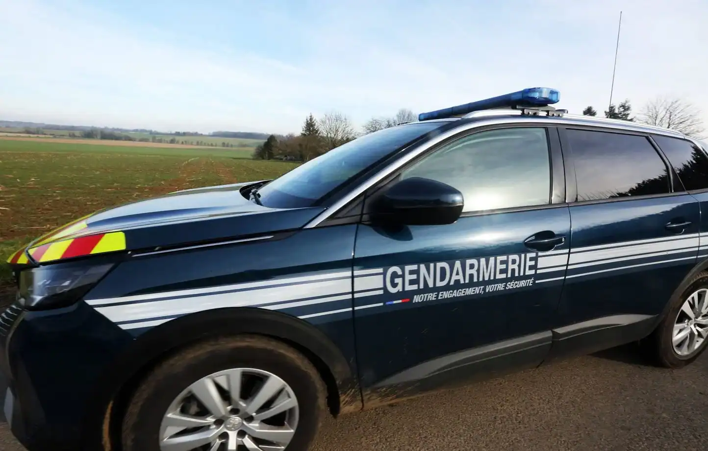 Mystère à Nantes : une mère introuvable, fuite du père et enfant en Algérie Mystère à Nantes : une mère introuvable, fuite du père et enfant en Algérie