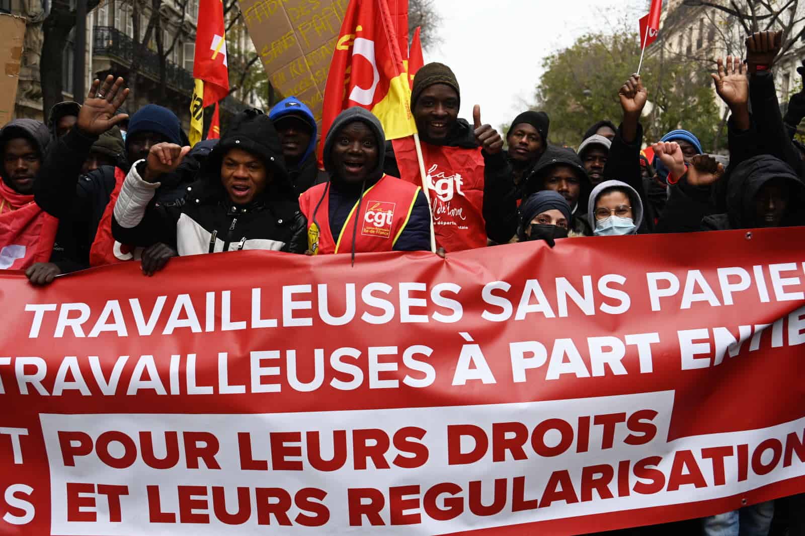 CGT : révolte sur le renouvellement des titres de séjour Manifestation de travailleurs sans papiers demandant leurs droits.