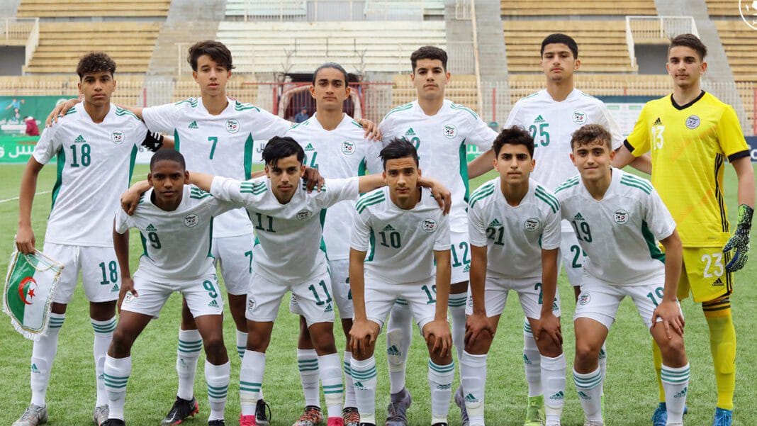 Football: Bilan des équipes algériennes de jeunes Jeunes joueurs algériens de football en équipe nationale.