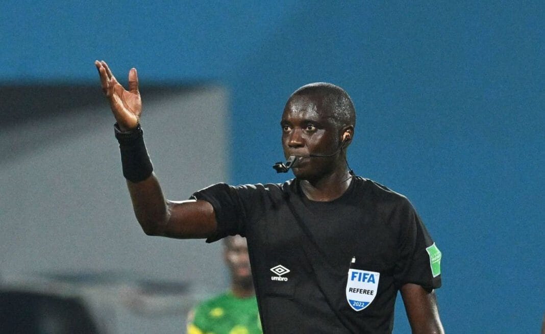 L’Affaire Gassama refait à nouveau surface: découvrez les nouvelles révélations de Hafid Derradji (vidéo) Arbitre Gassama en action lors d'un match de Ligue des champions.