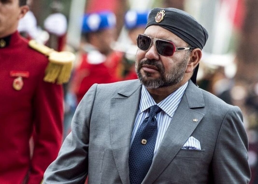 Maroc: Plusieurs proches de Mohammed VI soupçonnés d’avoir… Maroc: Plusieurs proches de Mohammed VI soupçonnés d’avoir…
