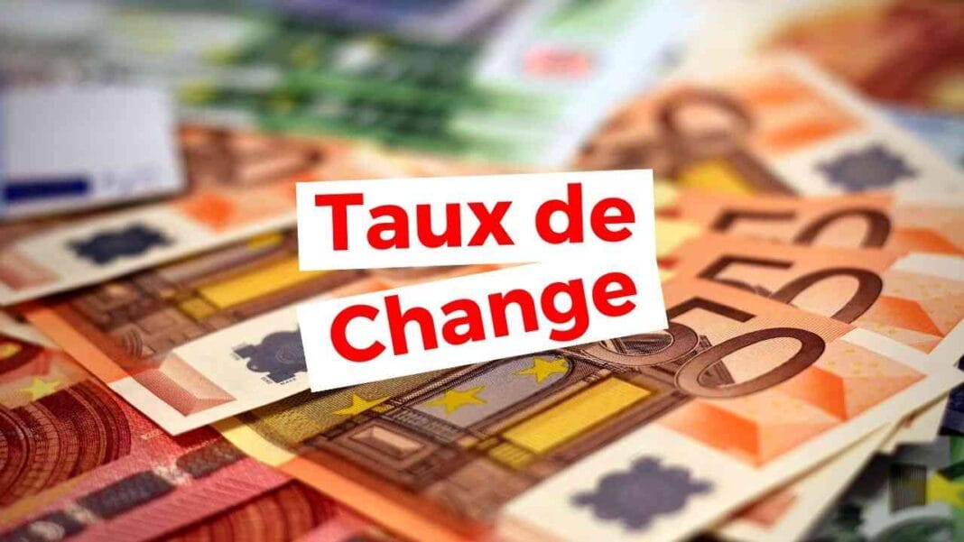 Taux de change : 1000€ vous rapportent combien en DA sur le marché noir et officiel ce 27 mai 2023 Billets en euros et dinars algériens avec texte Taux de Change.