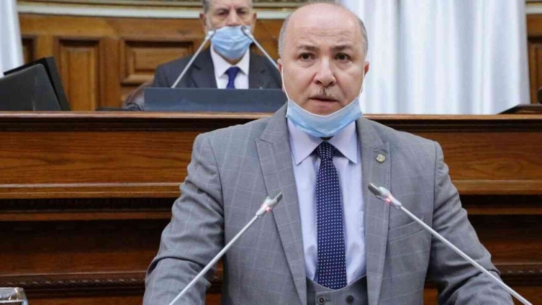 Premier ministre Benabderrahmane lors d'une intervention officielle.