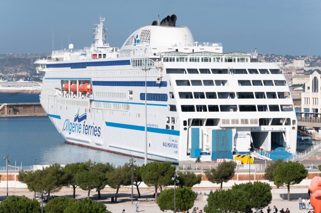 Algérie Ferries : voici le nouveau programme pour novembre et décembre Ferry Badji Mokhtar III d'Algérie Ferries au port.