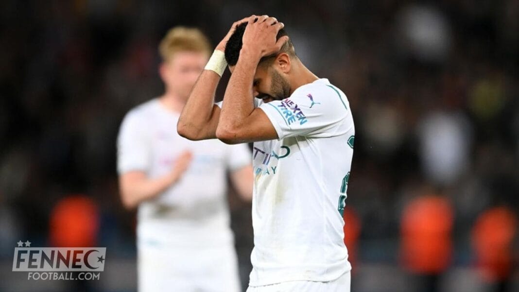 Mahrez pète un câble contre FIFA, pour cette raison Mahrez exprime sa frustration lors d'un match de football.