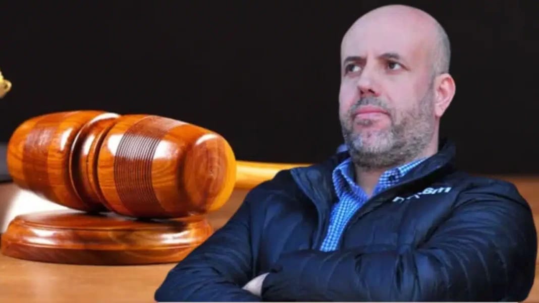 Chérif Mellal, ancien président de la JSK, en portrait sérieux.