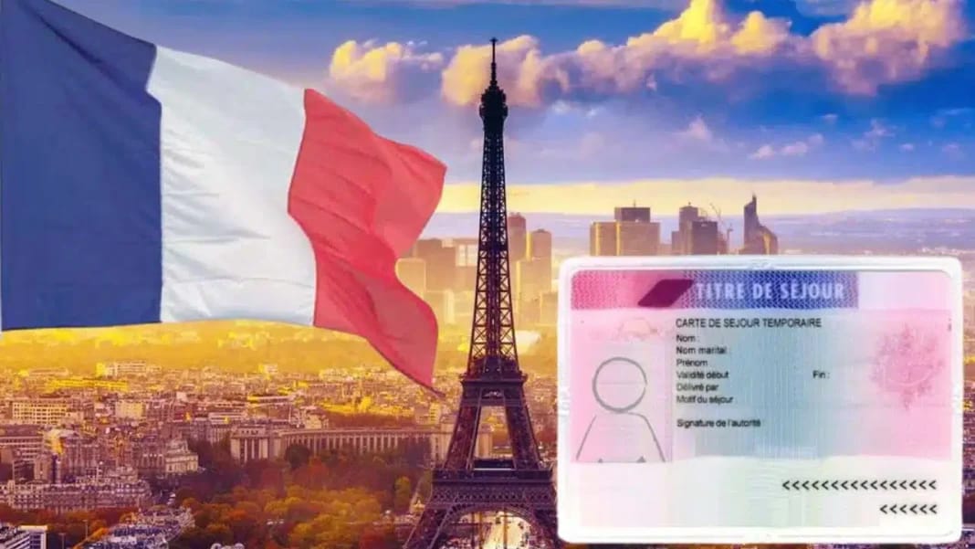 Carte de séjour temporaire avec la Tour Eiffel en arrière-plan.