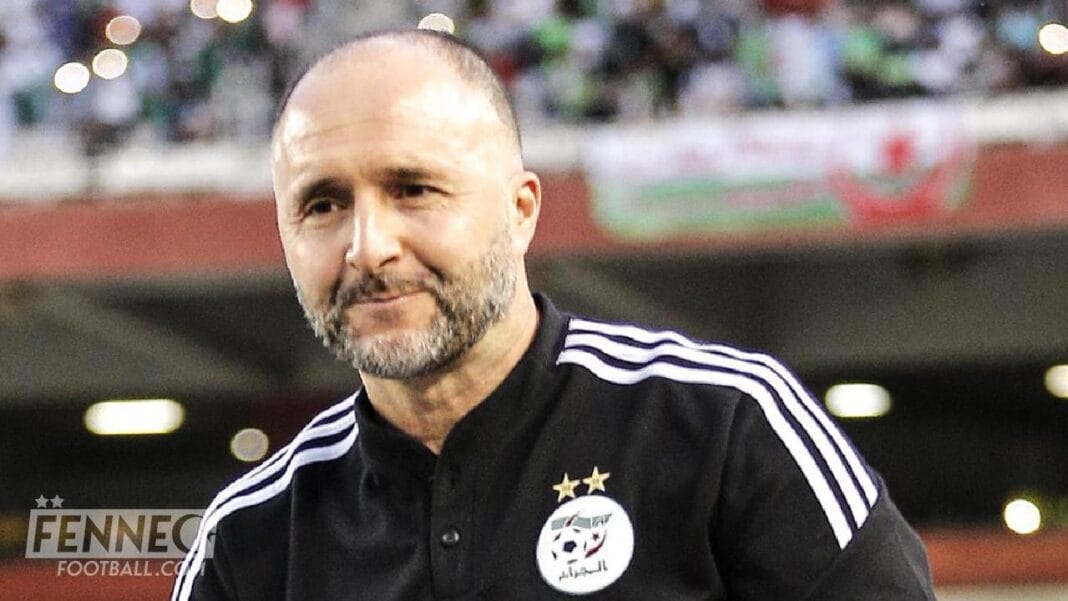 Équipe d’Algérie : Ce binational a aussi donné son accord à Belmadi Entraîneur algérien avec maillot de football lors d'un match.