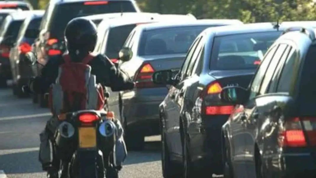 Motoristes et voitures interdits de circuler dans la nuit du 23 avril à Alger.
