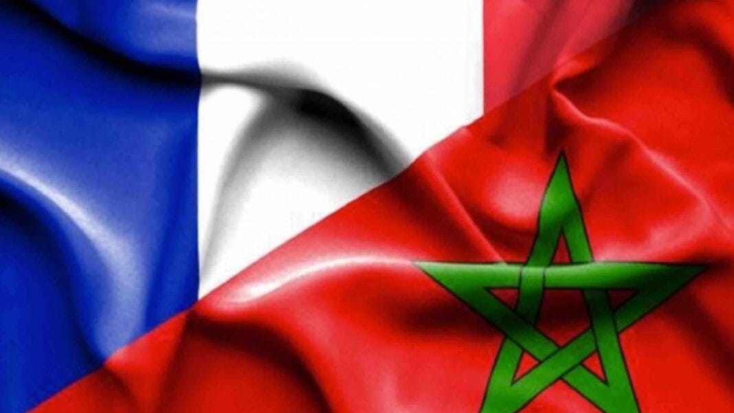 Drapeaux de la France et du Maroc Drapeaux de la France et du Maroc côte à côte.