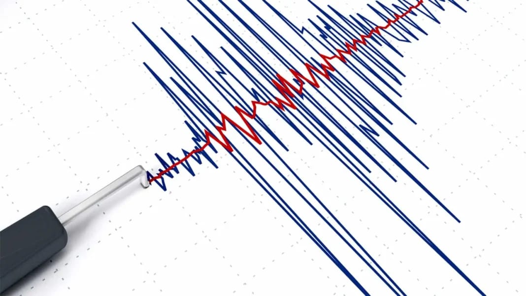 Tremblement de terre en Algérie : La wilaya de Khenchela secouée par un séisme de magnitude 3.9 Graphique montrant un séisme avec un tracé sismique en rouge et bleu.