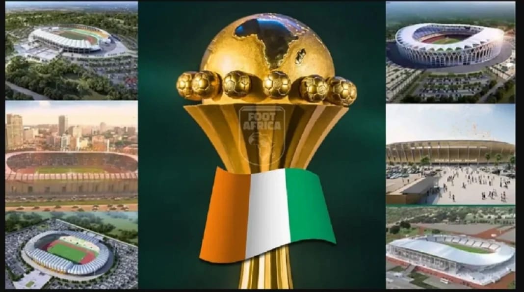 Stade de la CAN 2023 avec le trophée de la Coupe d'Afrique des Nations.