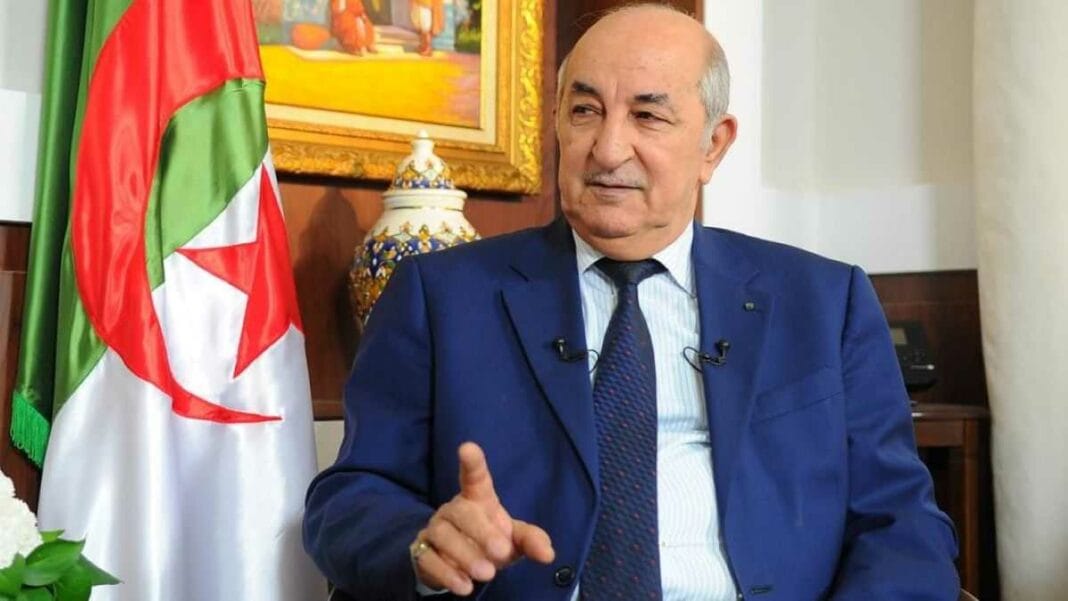 Tebboune et Bouchenak Khelladi Président Tebboune lors d'une interview avec le président du CNESE Bouchenak Khelladi.