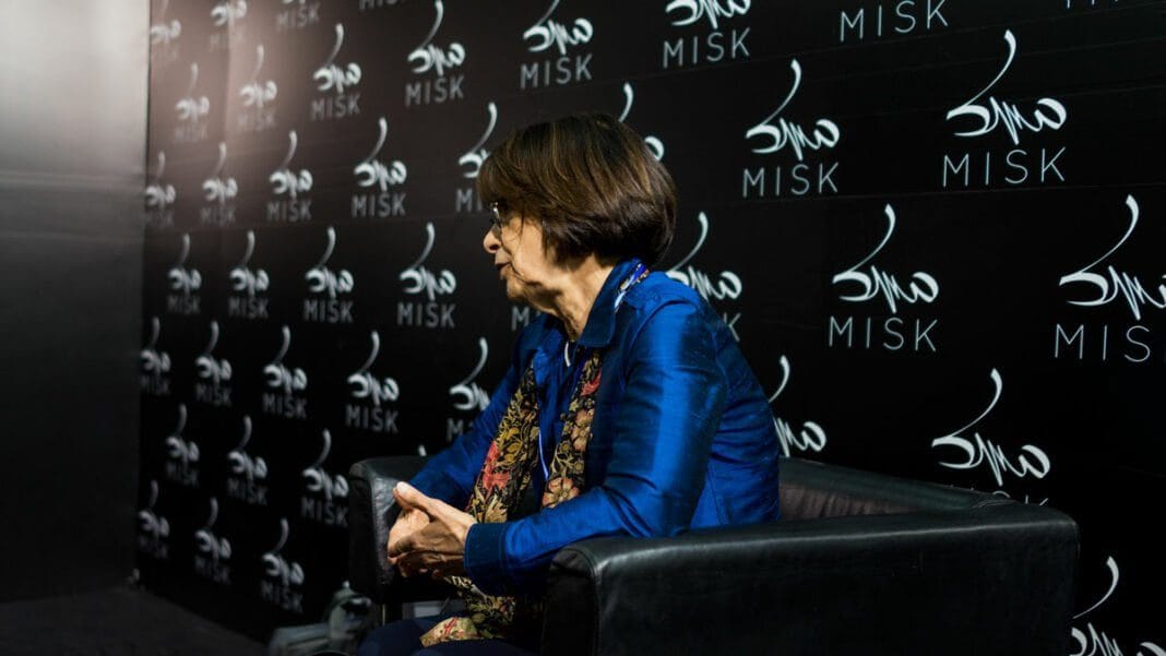 Portrait de Marnia Lazreg lors d'un événement à Misk.