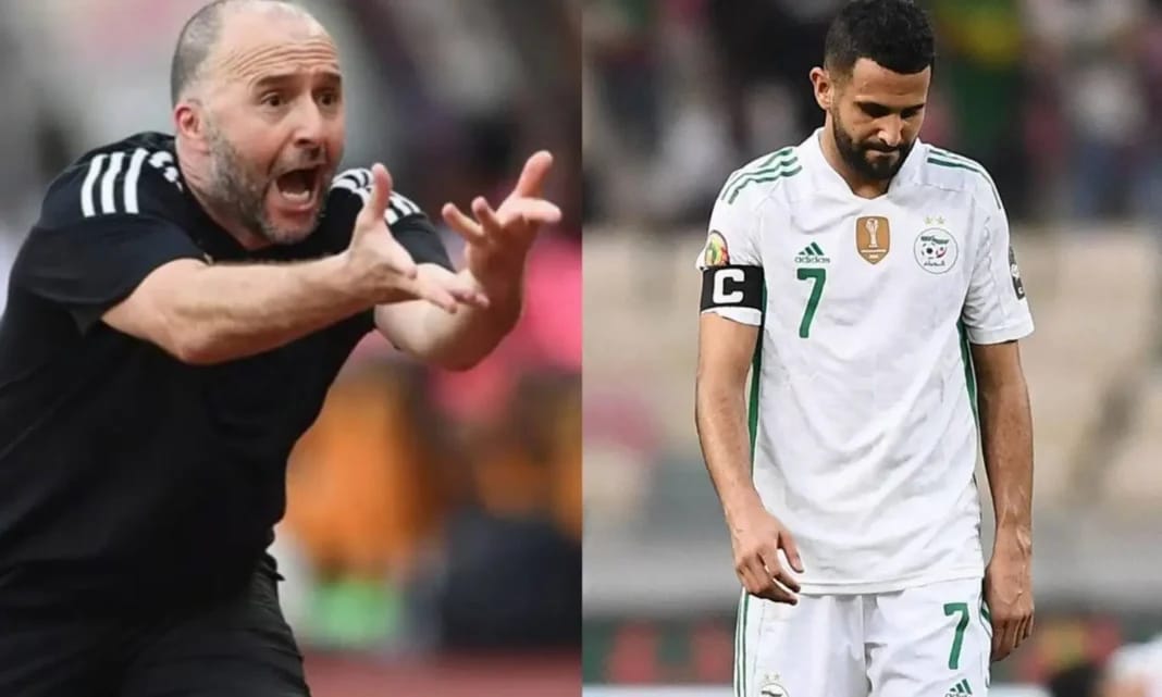 Djamel Belmadi et Riyad Mahrez lors d'un match de football.