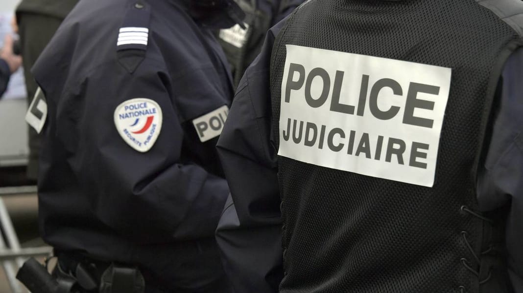 Recrutement police : dépôt des dossiers pour officiers ouvert Algérie : un faussaire arrêté avec 1 130 faux billets