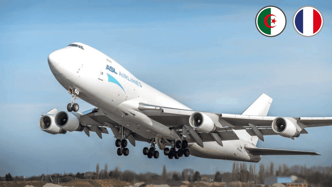 Avion d'ASL Airlines effectuant un vol entre la France et l'Algérie.