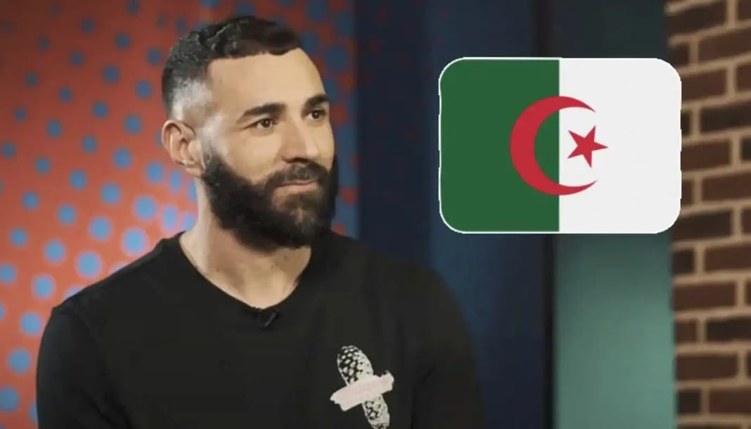 Benzema et l’Algérie : voici pourquoi il en parle avec passion Karim Benzema avec drapeau algérien en arrière-plan.