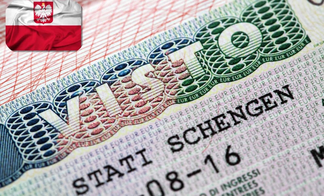 Regroupement familial : ce pays Schengen serre la vis Visa Schengen avec drapeau polonais et détails du visa.