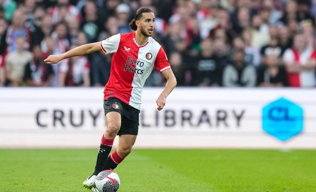 Feyenoord veut déjà se débarrasser de Ramiz Zerrouki : un salaire explosif pour un joueur sur le banc !