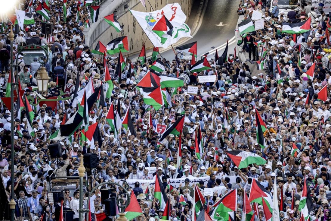 Le drapeau algérien flotte au Maroc : découvrez pourquoi