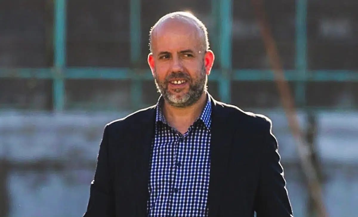 Cherif Mellal, ancien président de la JS Kabylie, en déplacement.
