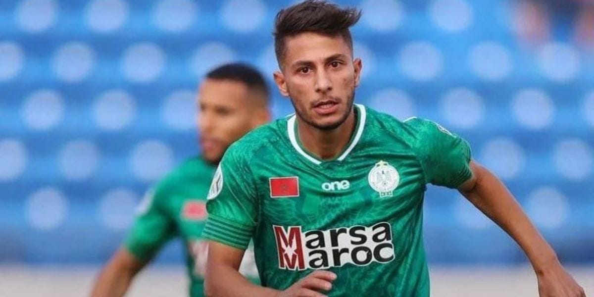 Bouzok mérite sa place dans l’équipe d’Algérie" selon Fadlu Davids