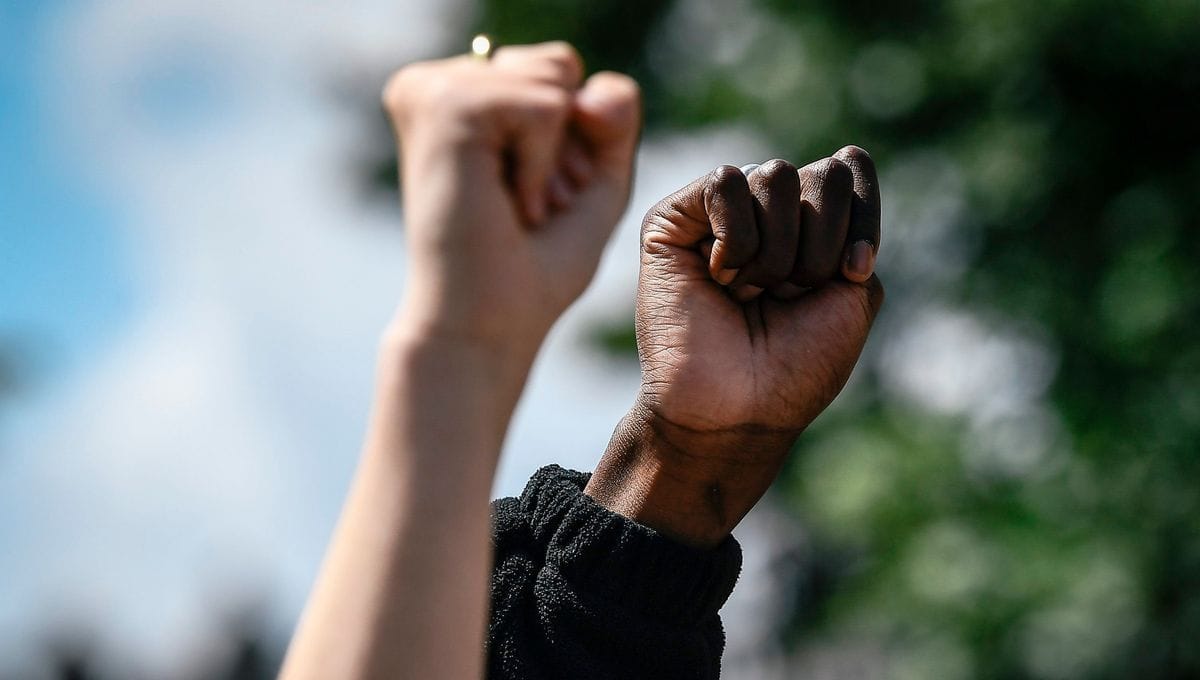 Discrimination en France : une étudiante algérienne relate
