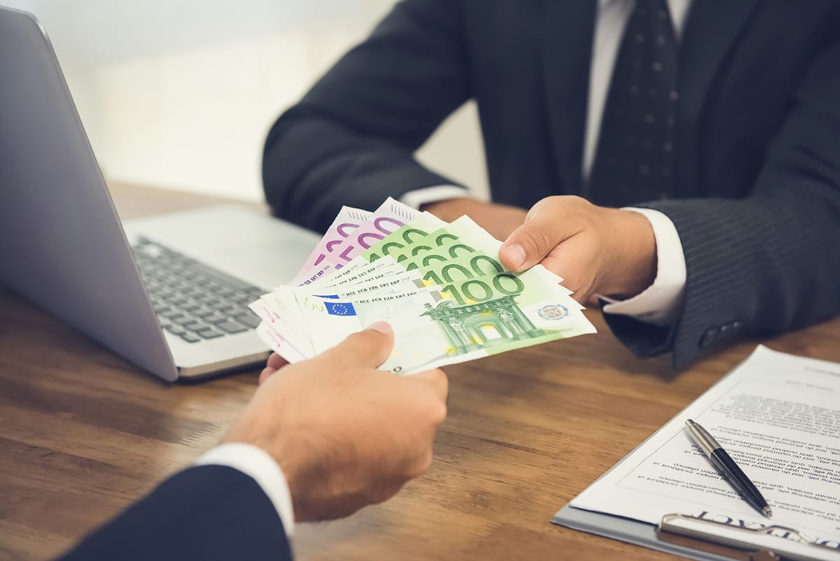 L'euro et le dinar algérien : un équilibre atteint ?