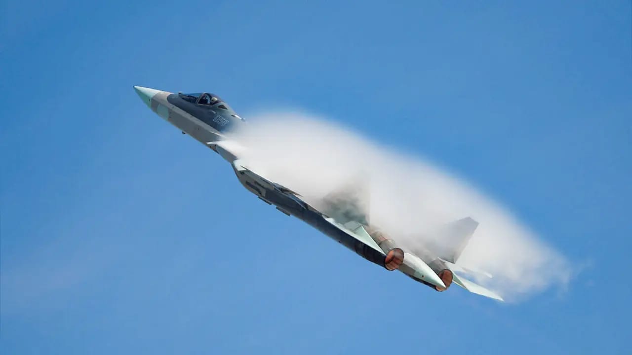 Officiel ! L'Algérie acquiert 14 chasseurs Su-57E, premier pays à acheter le chasseur russe furtif 