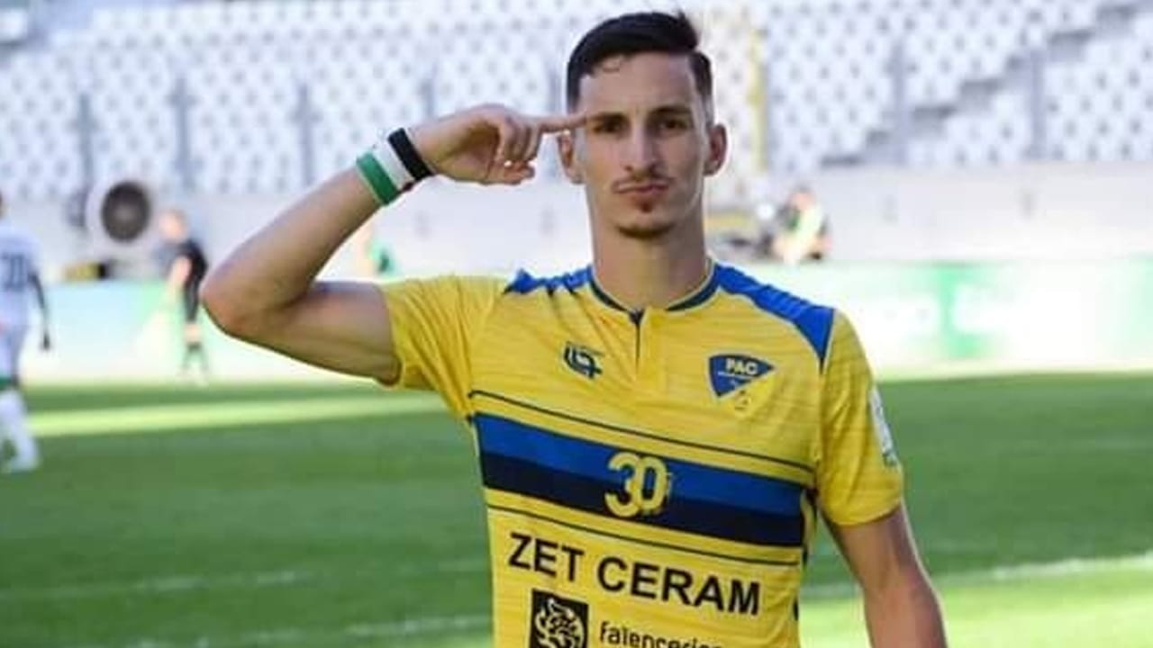 Adil Boulbina à Al Duhail : le message fort du Fennec !