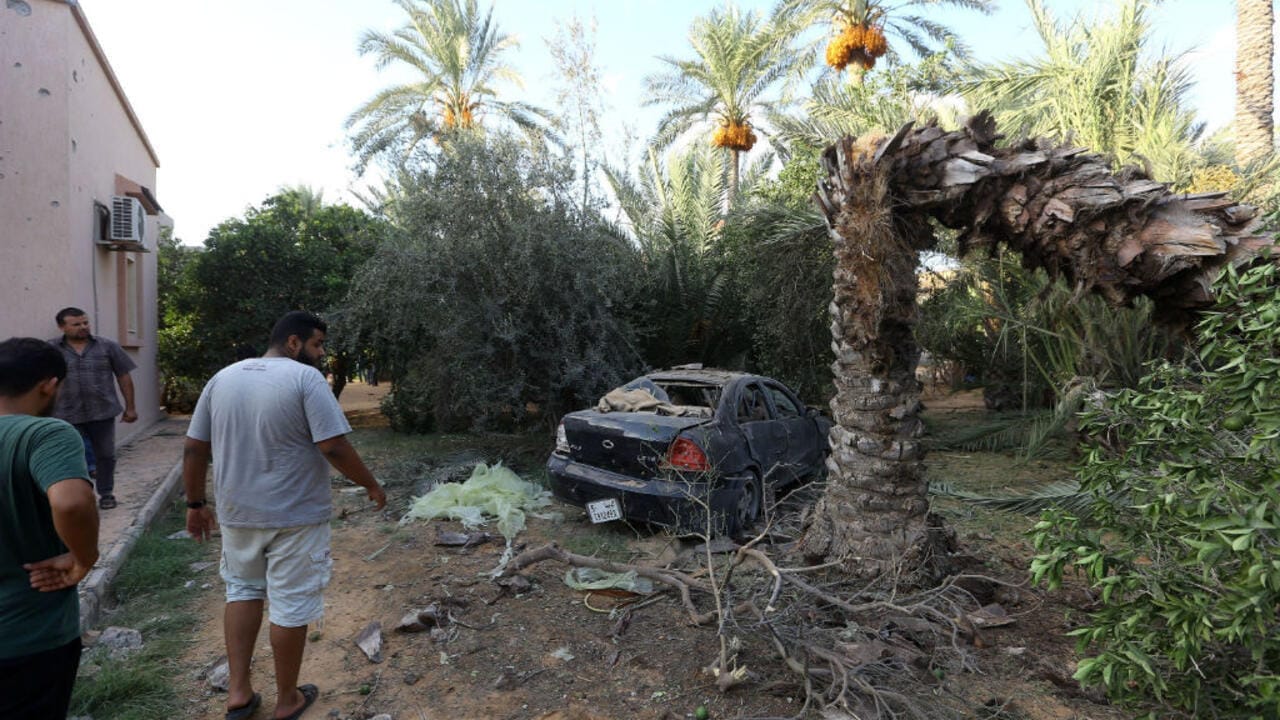 Tripoli en proie aux affrontements : l’Algérie appelle ses ressortissants à rester confinés