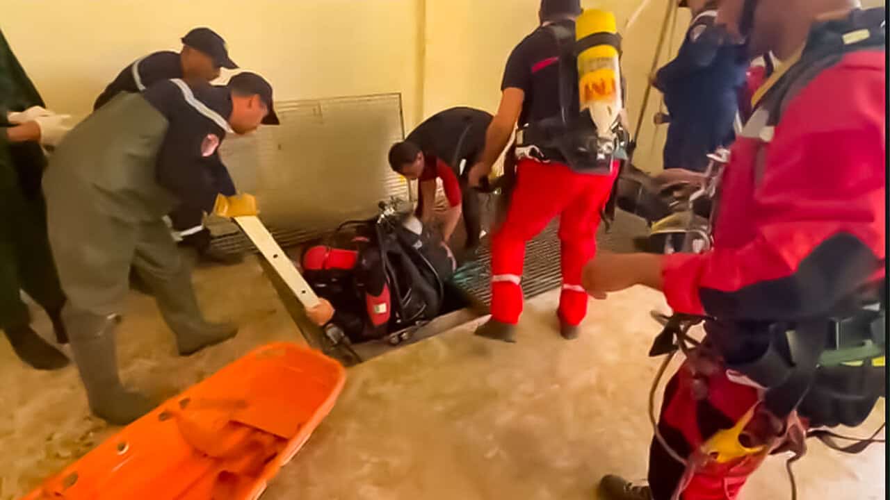 Secouristes en action lors d'une intervention à Médéa.