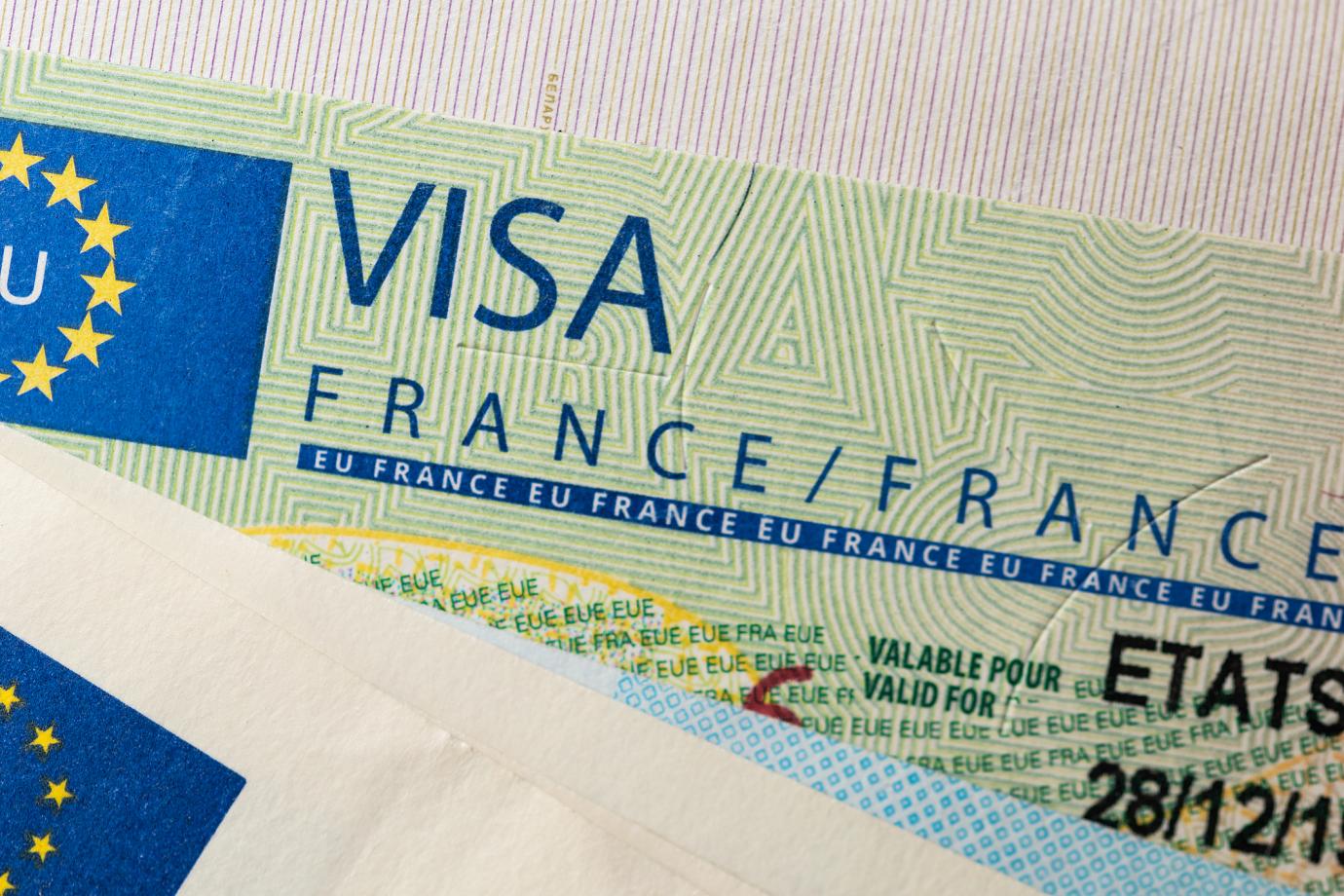 Rappels importants : passeports et cartes d'identité en Algérie !
