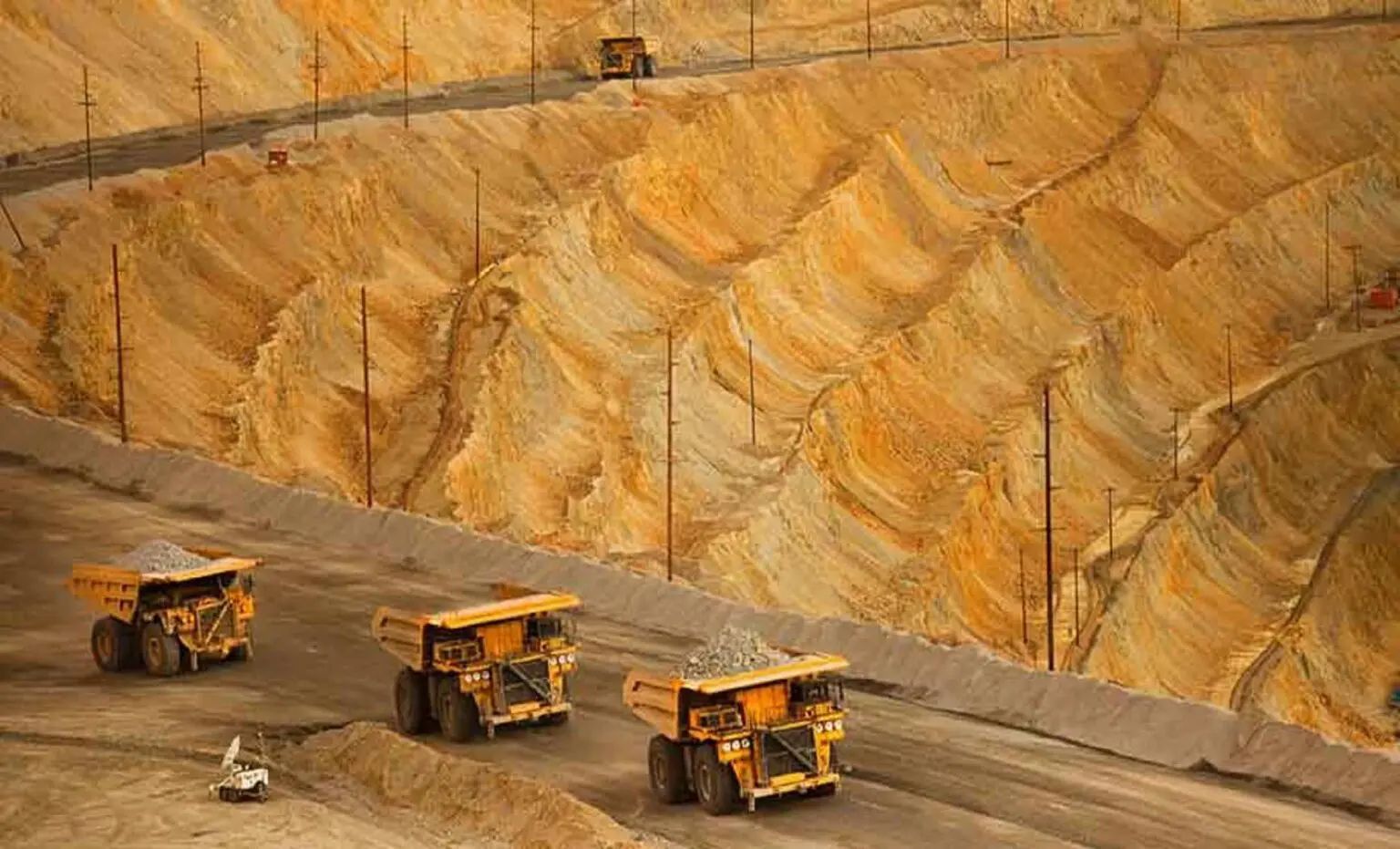 Partenariat Stratégique Algérie-UE : Vers un Futur Minier