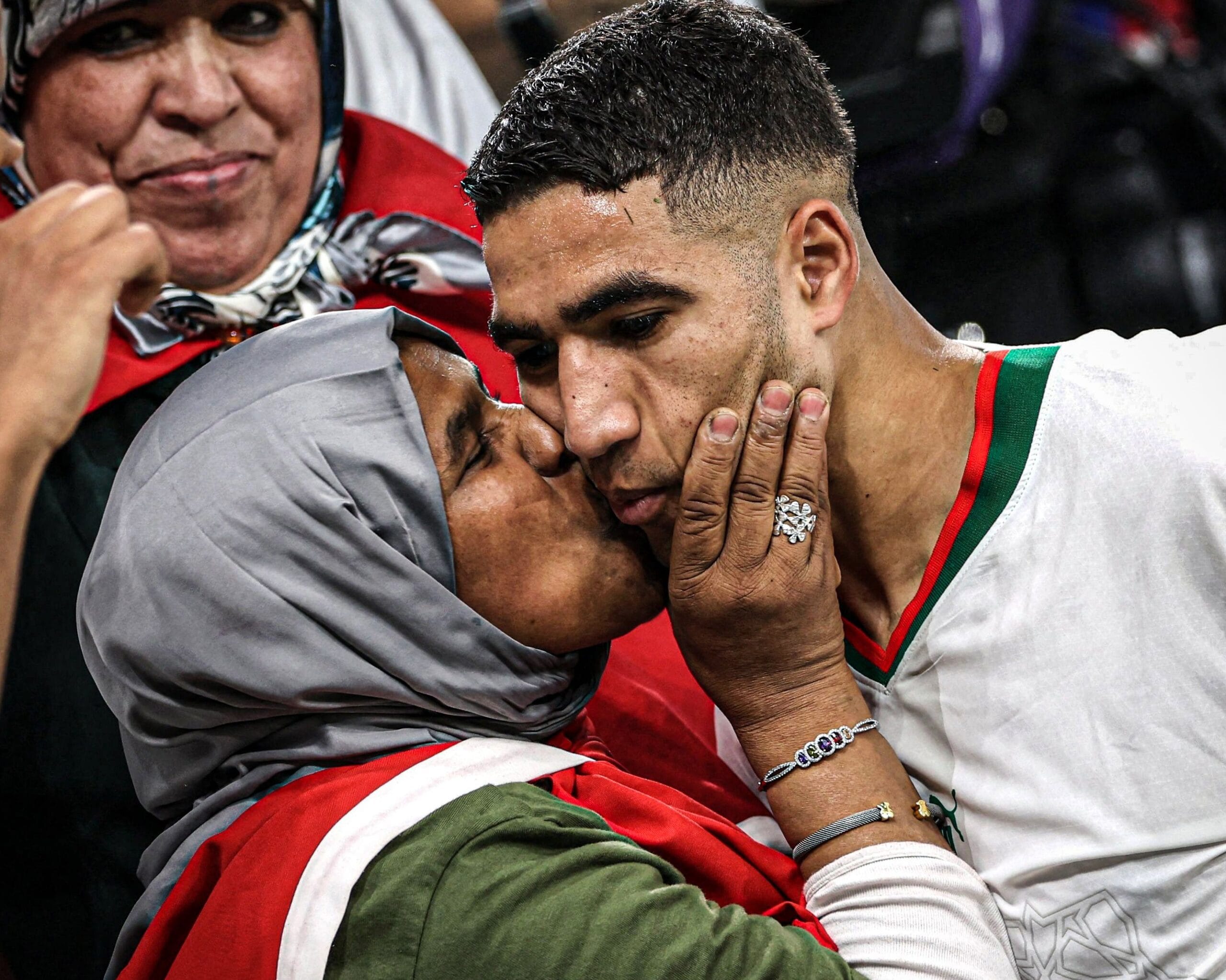 Achraf Hakimi : ses émouvantes confidences sur sa mère