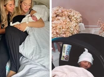 Photo de la fille de Mahrez dans un siège auto avec sa mère.