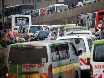 Embouteillage important dans une ville marocaine.