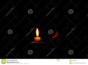 Bougie allumée en hommage à Faouzi Mansouri décédé.