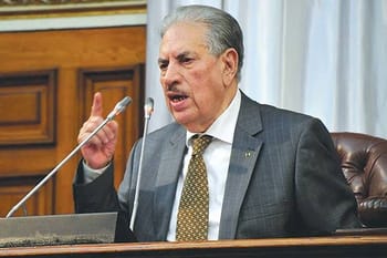 Salah Goudjil en pleine déclaration lors d'une réunion officielle.