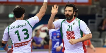 Joueurs d'Algérie en action lors de la CAN 2022 de handball.