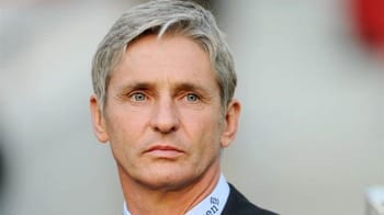 José Riga, entraîneur du JS Kabylie, lors d'une conférence de presse.