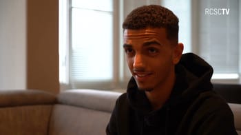 Jeune footballeur algérien Zedadka en interview.
